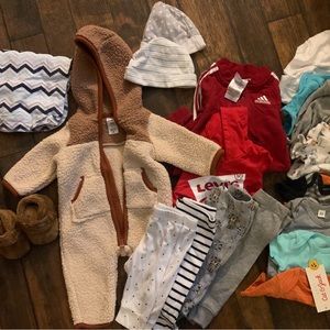 NEWBORN/0-3 MONTH BOYS LOT